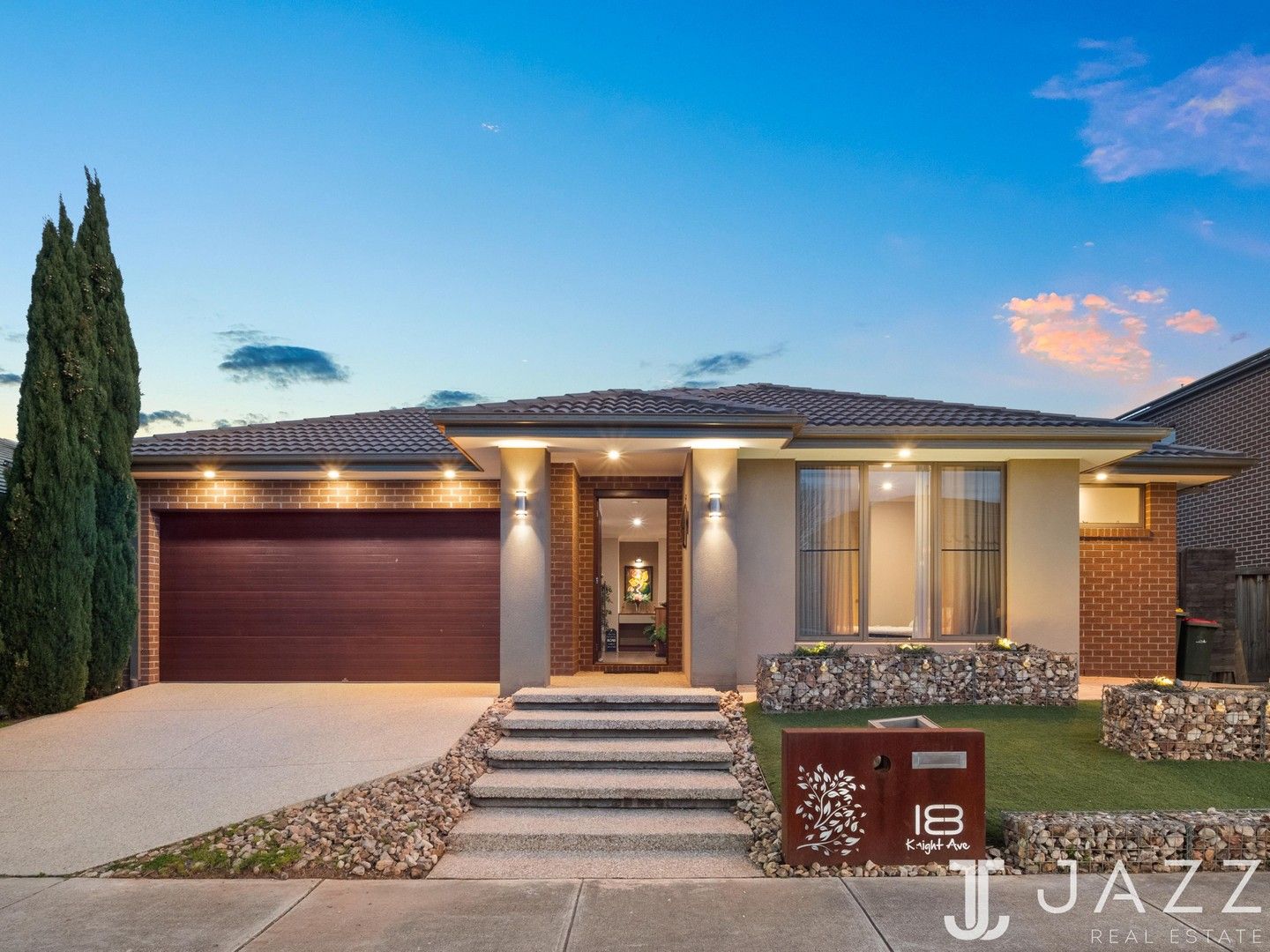 5 bedrooms House in 18 Knight Avenue POINT COOK VIC, 3030