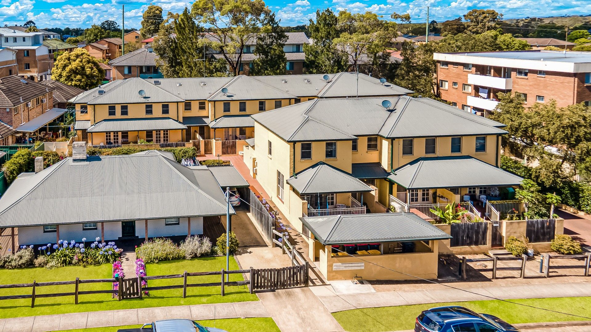 3 bedrooms Townhouse in 8/10 Sainsbury Street ST MARYS NSW, 2760