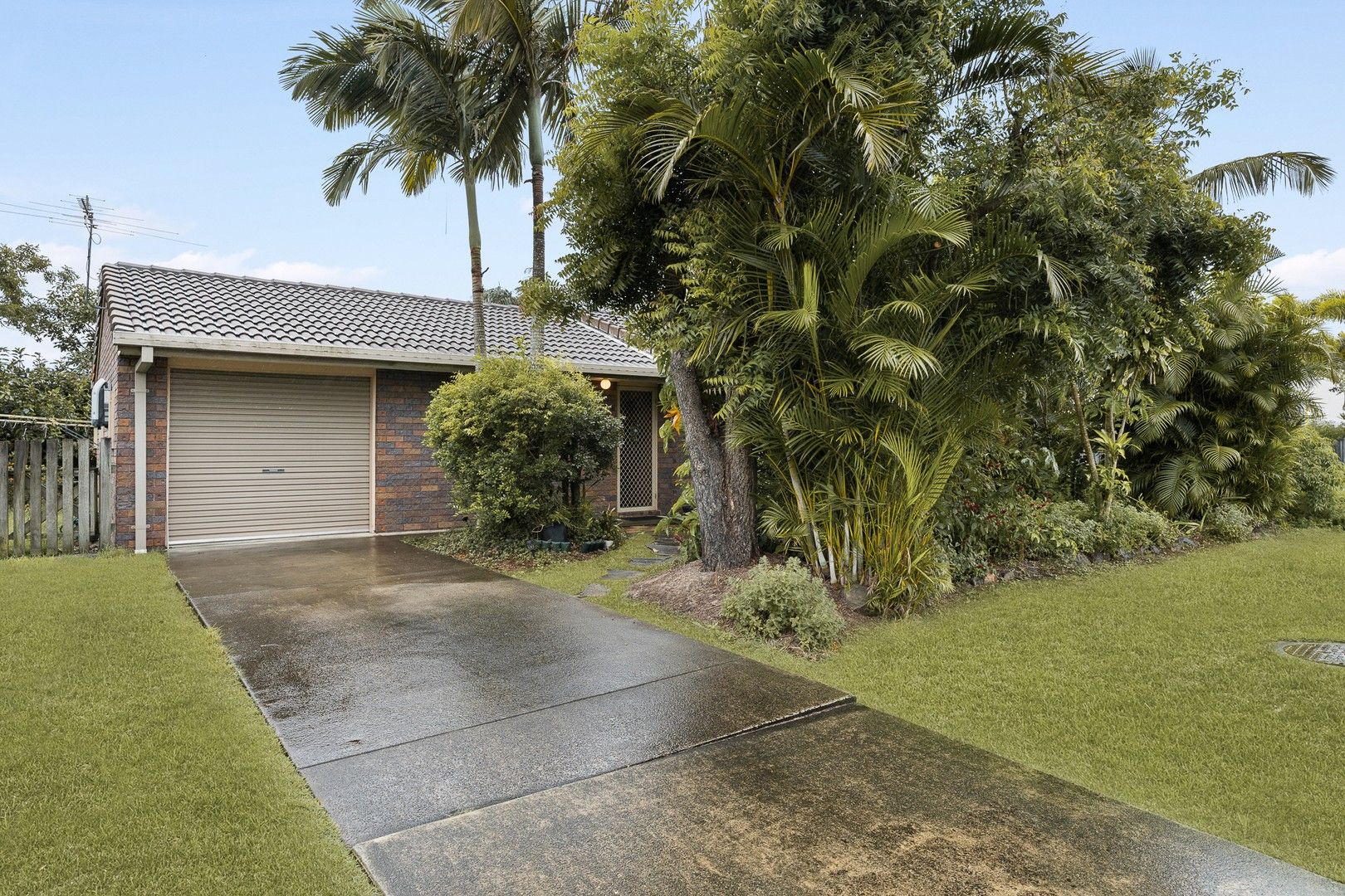 2 Columbia Drive, Beachmere QLD 4510, Image 0