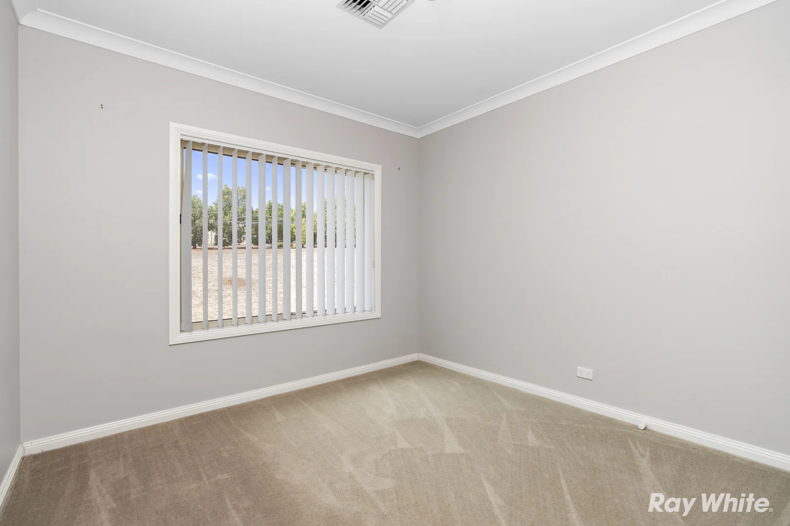 Additional image 8 of 7 Loughan Road, Junee NSW 2663