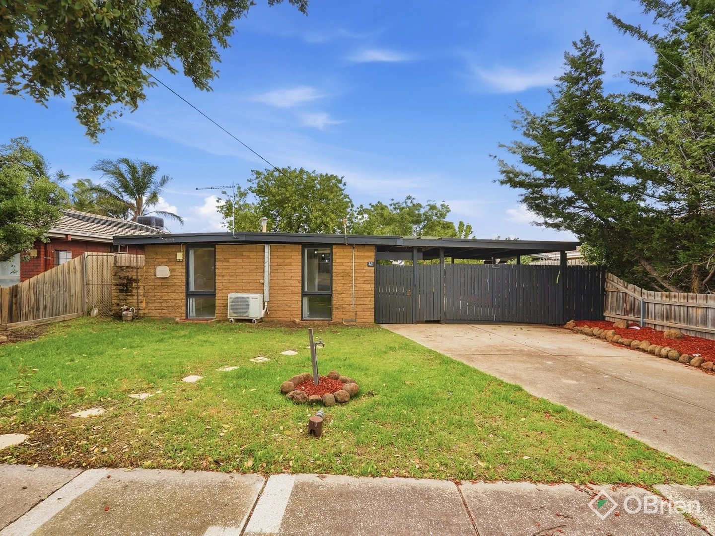 41 Second Avenue, Melton South VIC 3338