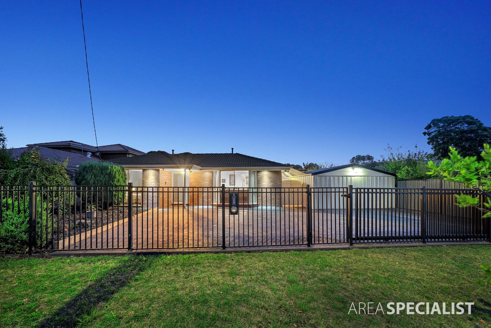 Sold 6 Jade Court, Hampton Park VIC 3976 on 19 Mar 2021 2016801581