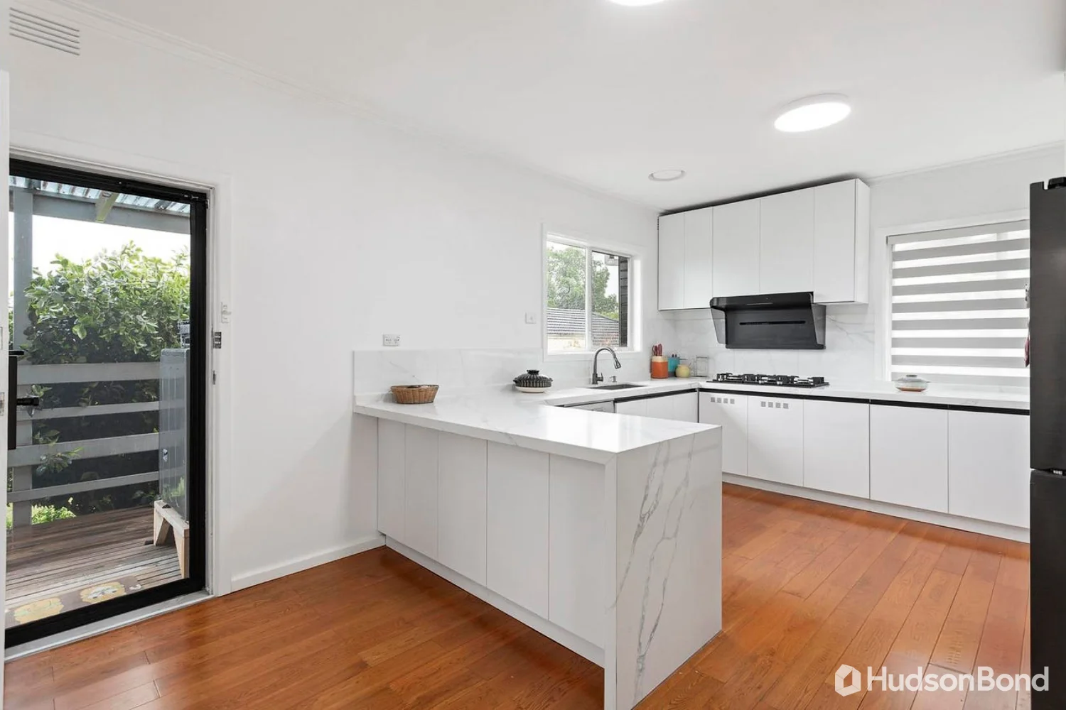 30 Leeds Street, Doncaster East VIC 3109