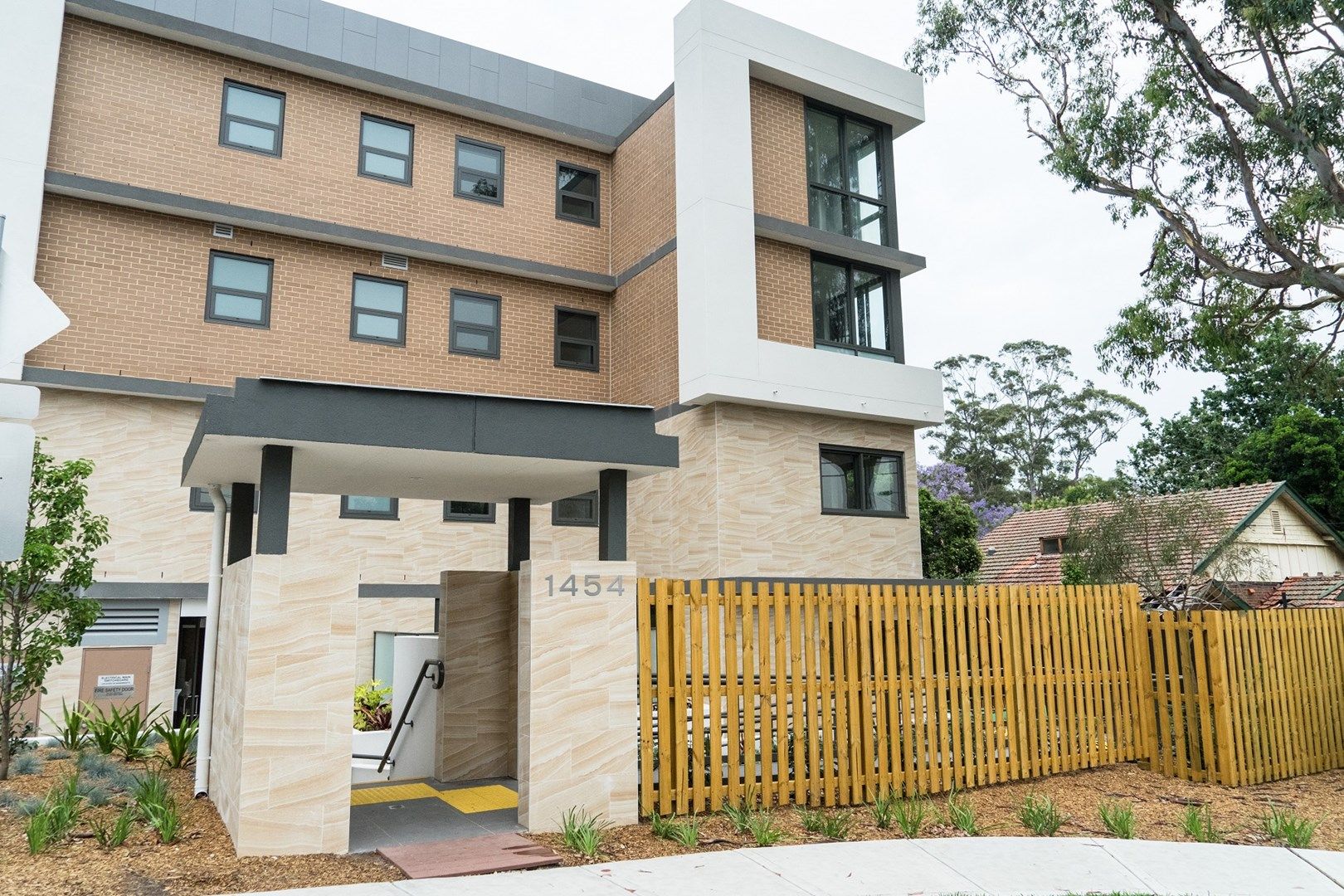 2 bedrooms Apartment / Unit / Flat in 404/1454 pacific Hwy TURRAMURRA NSW, 2074
