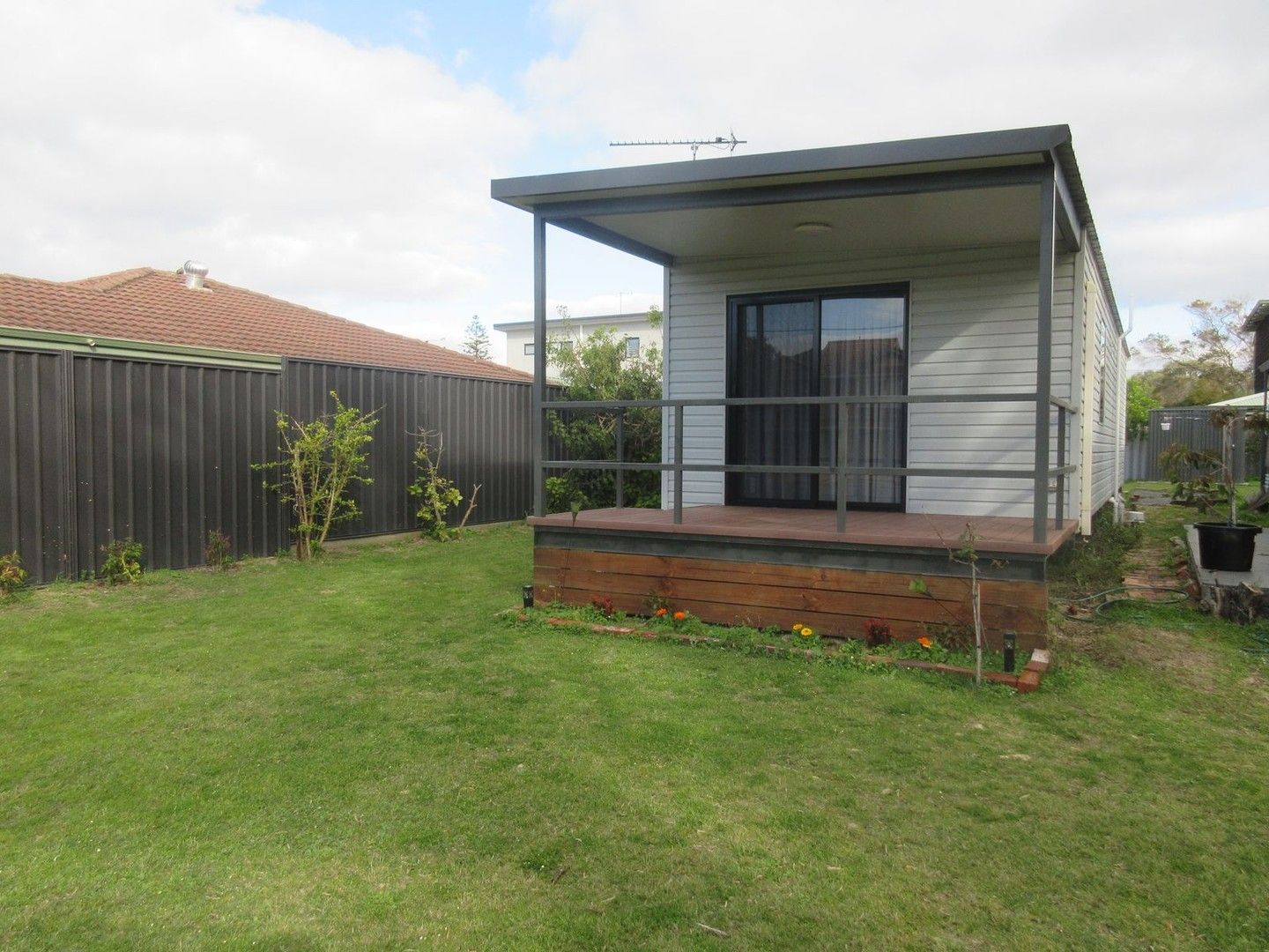 1 bedrooms Studio in 8 Morrison Street WEST BUSSELTON WA, 6280