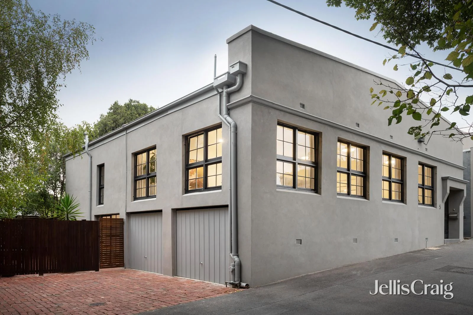 Primary image of 5 Simpson Place, Hawthorn VIC 3122