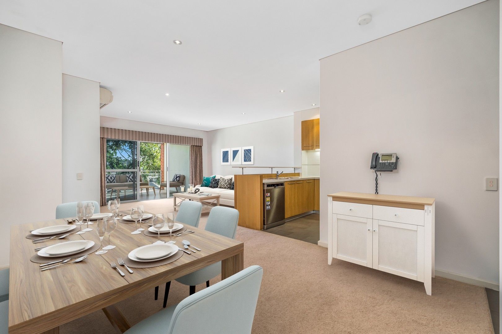 Villa 72/10 Roebuck Drive, Salter Point WA 6152, Image 0