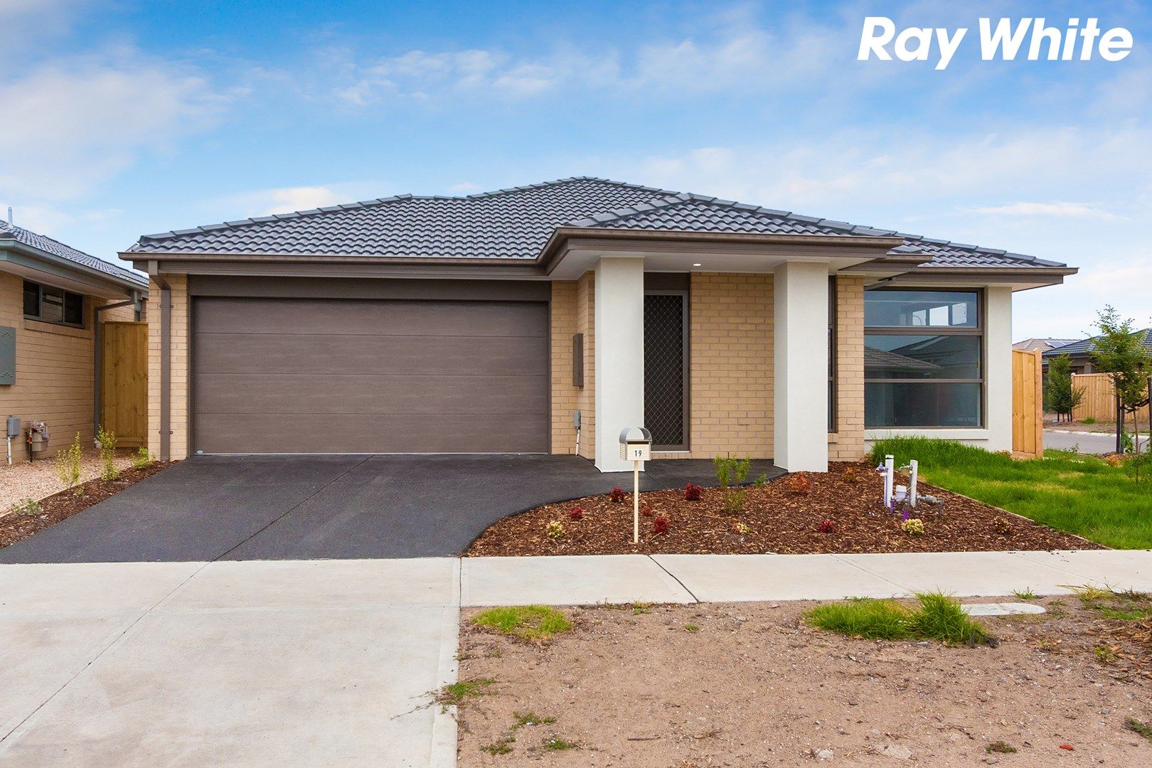 19 Lotus Street, Pakenham VIC 3810, Image 0