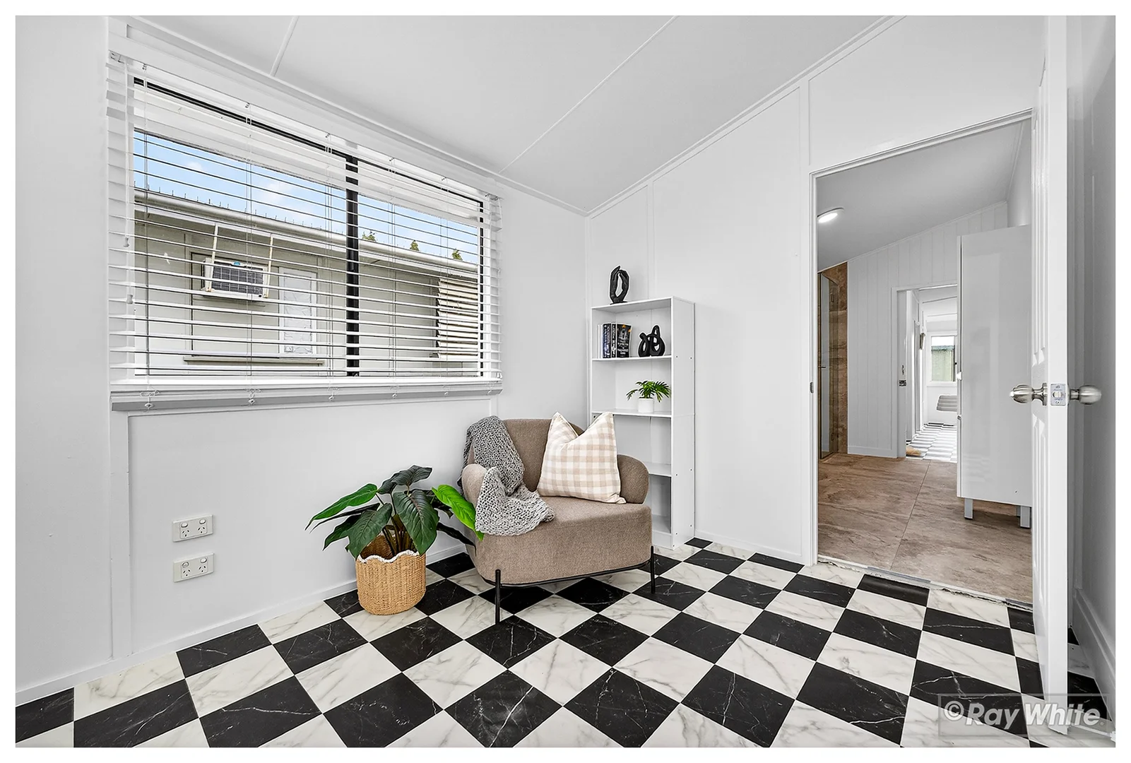 Additional image 24 of 256 William Street, Allenstown QLD 4700