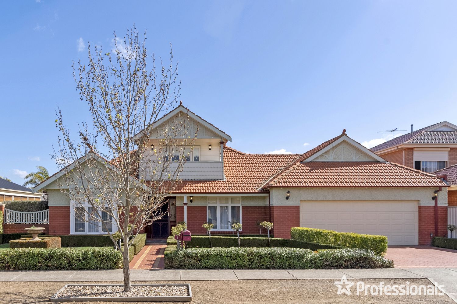 6 Summerhill Drive, Hillside VIC 3037