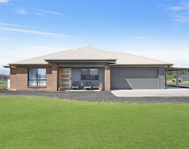 16 Foys Drive, Molong NSW 2866