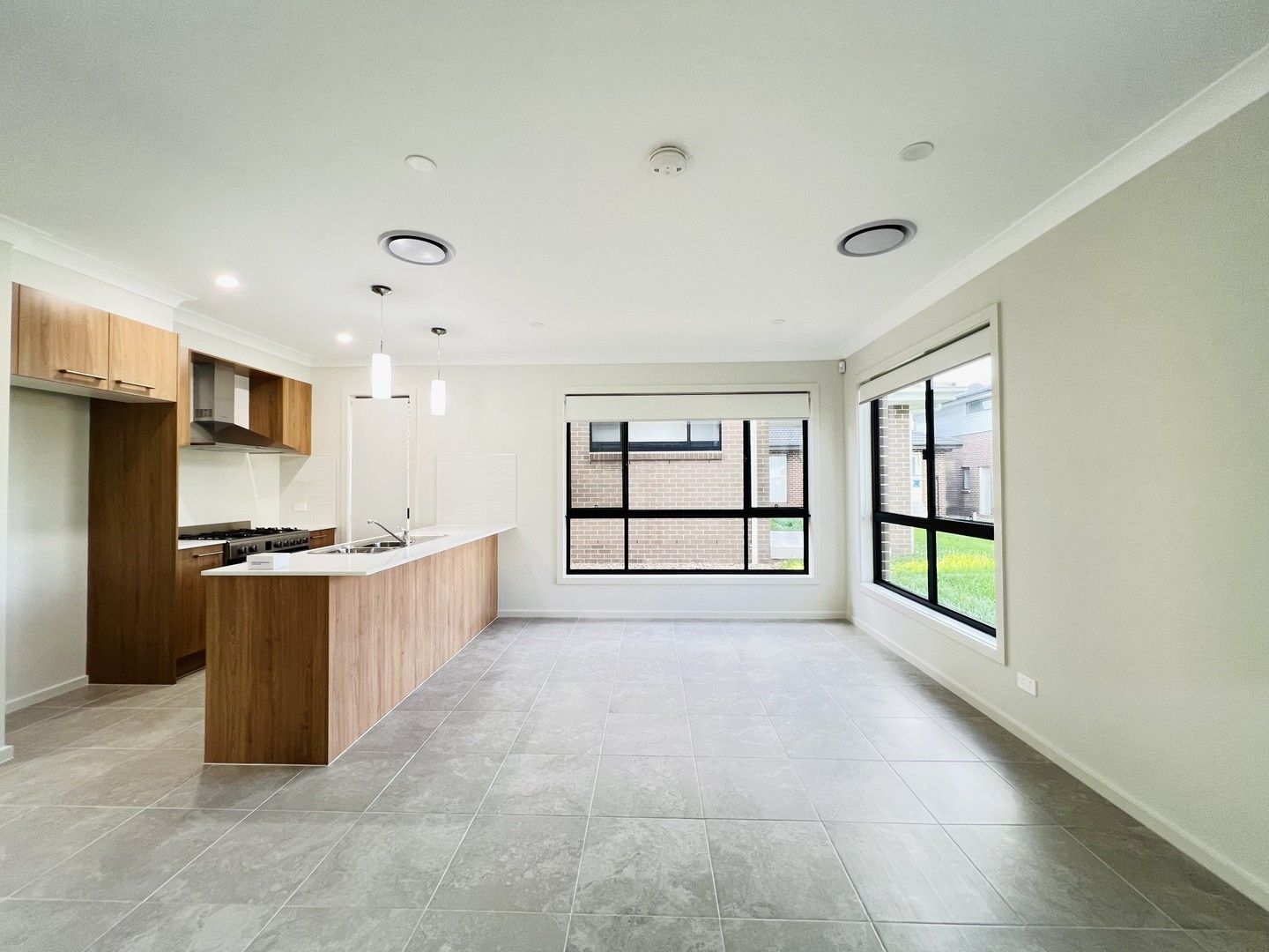 4 bedrooms House in 152 Mount Carmel Drive BOX HILL NSW, 2765