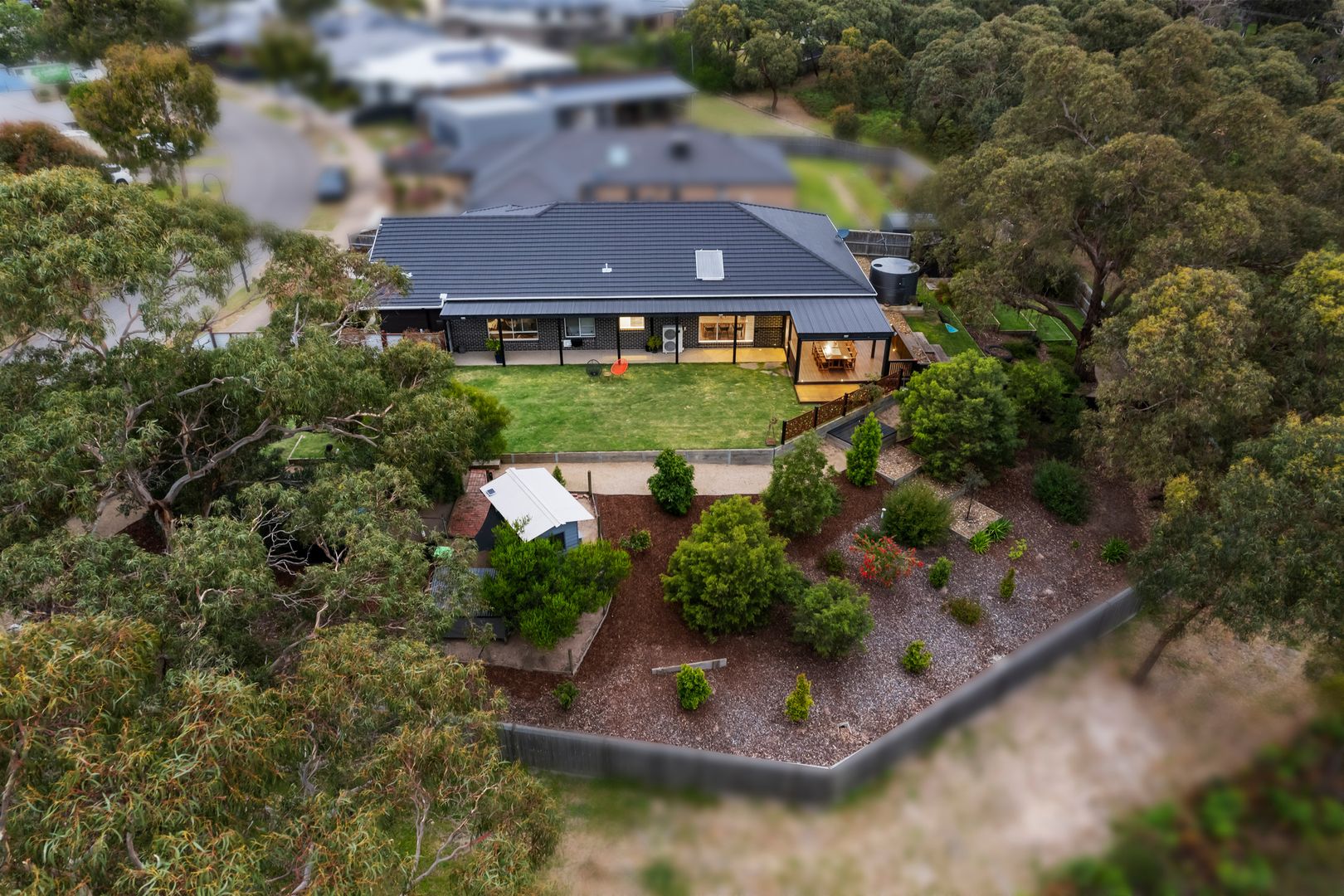 77 Peninsula Sands Boulevard, Rosebud Property History & Address