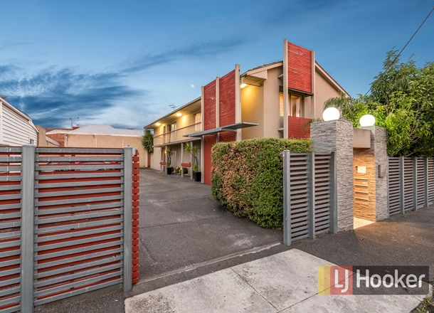 4/24 Prentice Street, St Kilda East VIC 3183