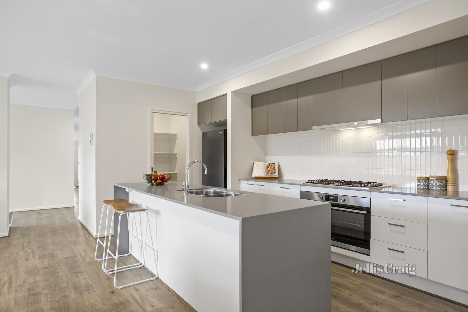 8 Acacia Court McKenzie Hill VIC 3451 Domain