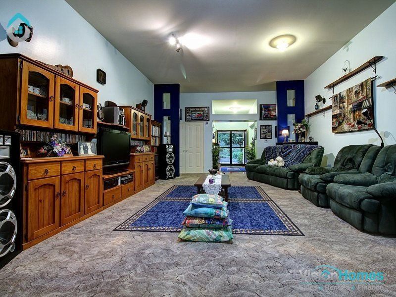 42-44 Sandalwood Court, Jimboomba QLD 4280, Image 2