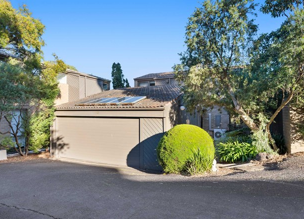 12/18 Peter Street, Doncaster East VIC 3109