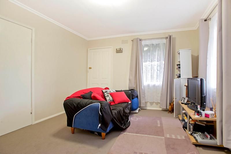 7/9-11 Chris Court, OAK PARK VIC 3046, Image 2