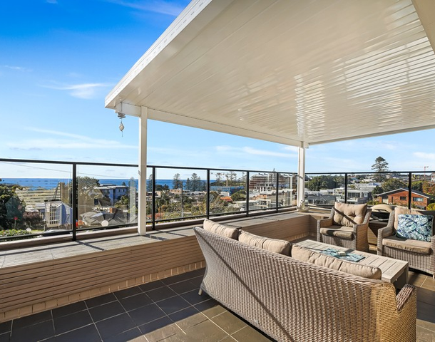 2/32 Campbell Crescent, Terrigal NSW 2260