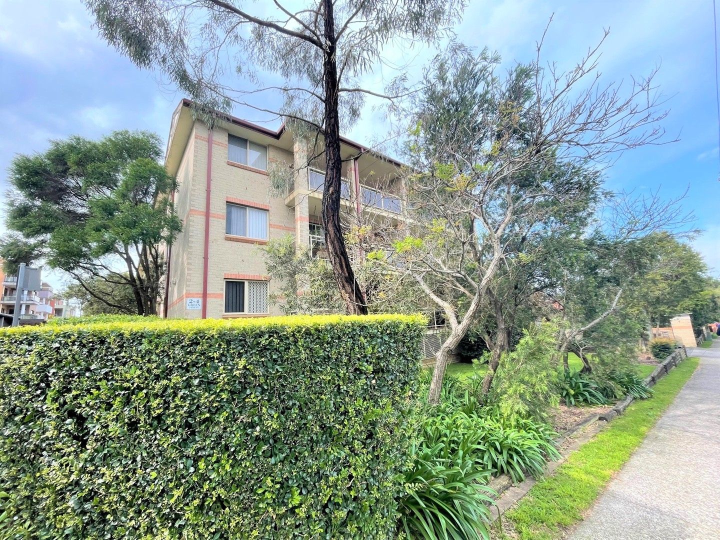 2 bedrooms Apartment / Unit / Flat in 16/2-4 Green Street KOGARAH NSW, 2217