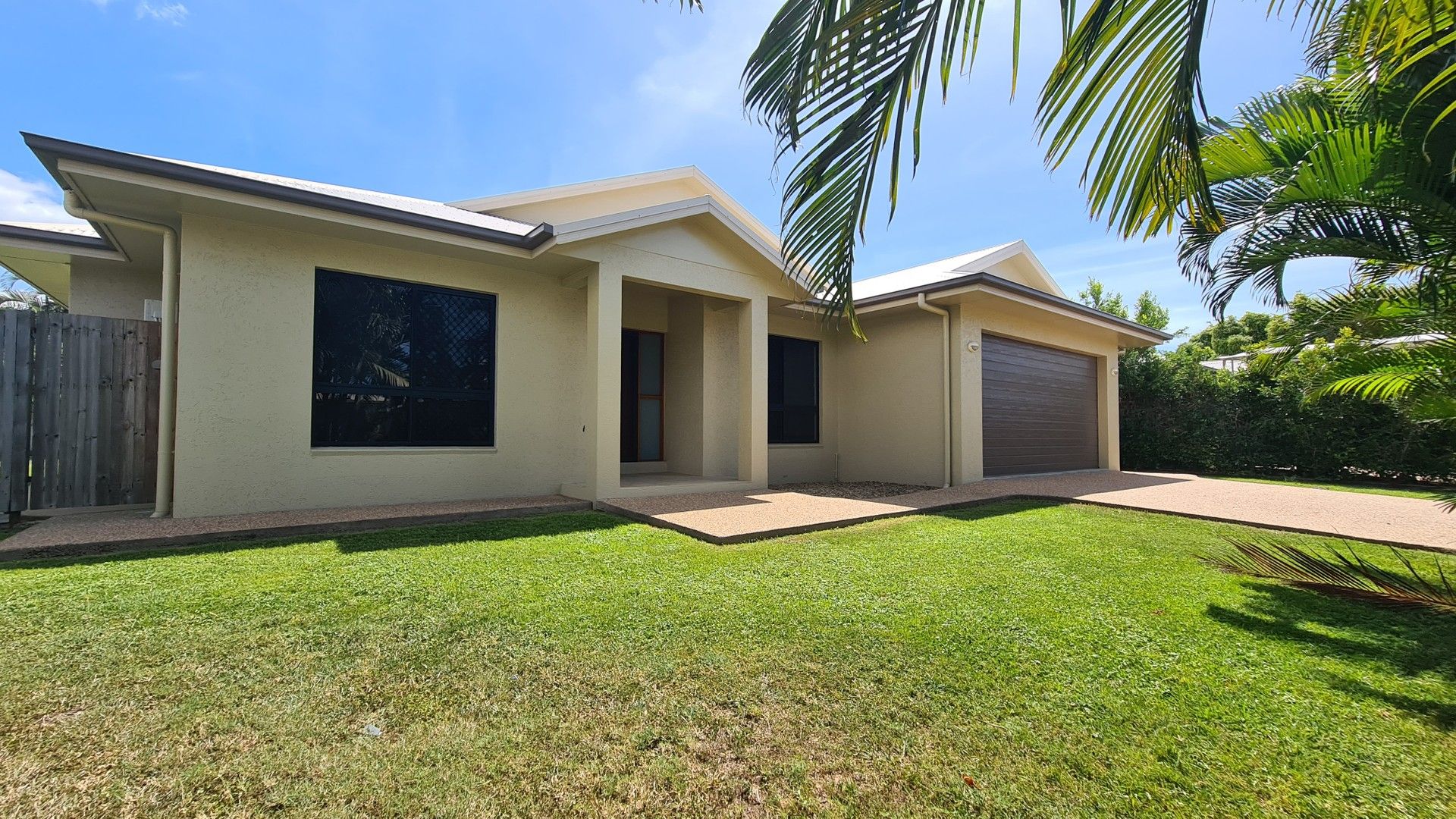 4 bedrooms House in 1 Sunrise Pocket IDALIA QLD, 4811