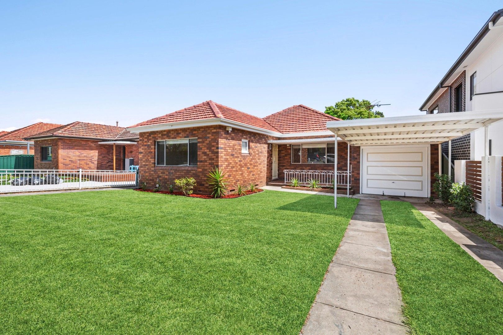 3 bedrooms House in 106 Morgan Street KINGSGROVE NSW, 2208