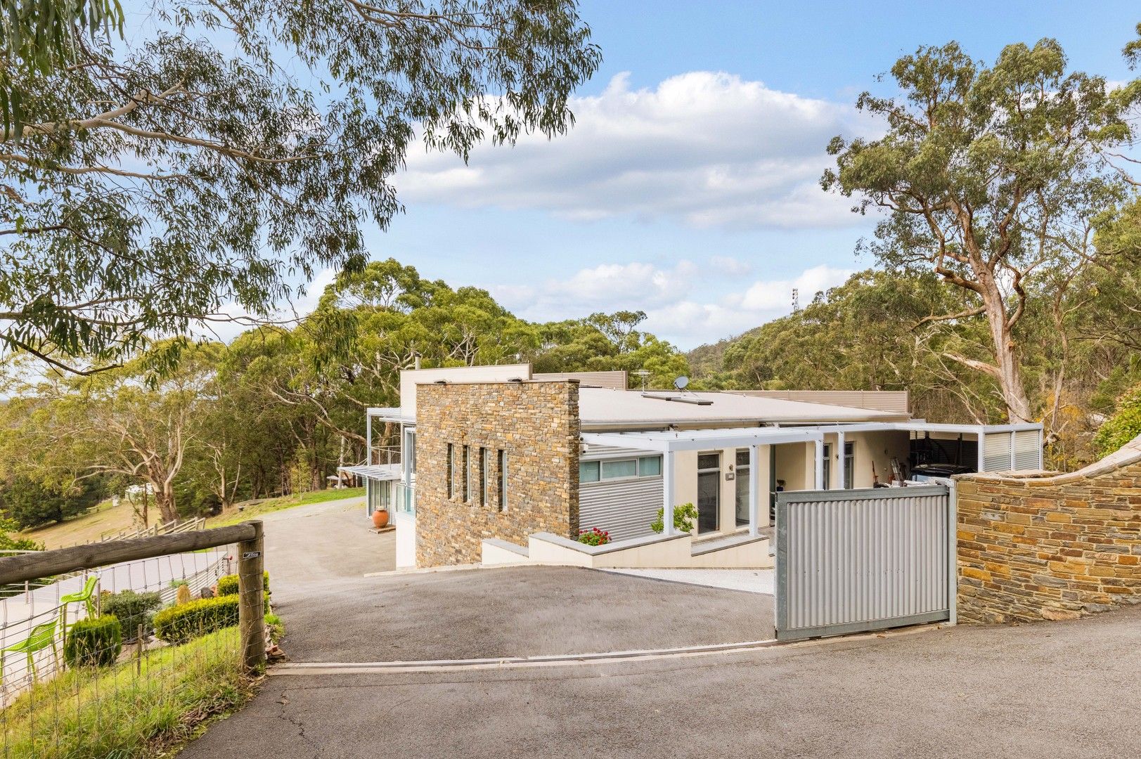 558 Mount Lofty Summit Road, Summertown SA 5141, Image 0