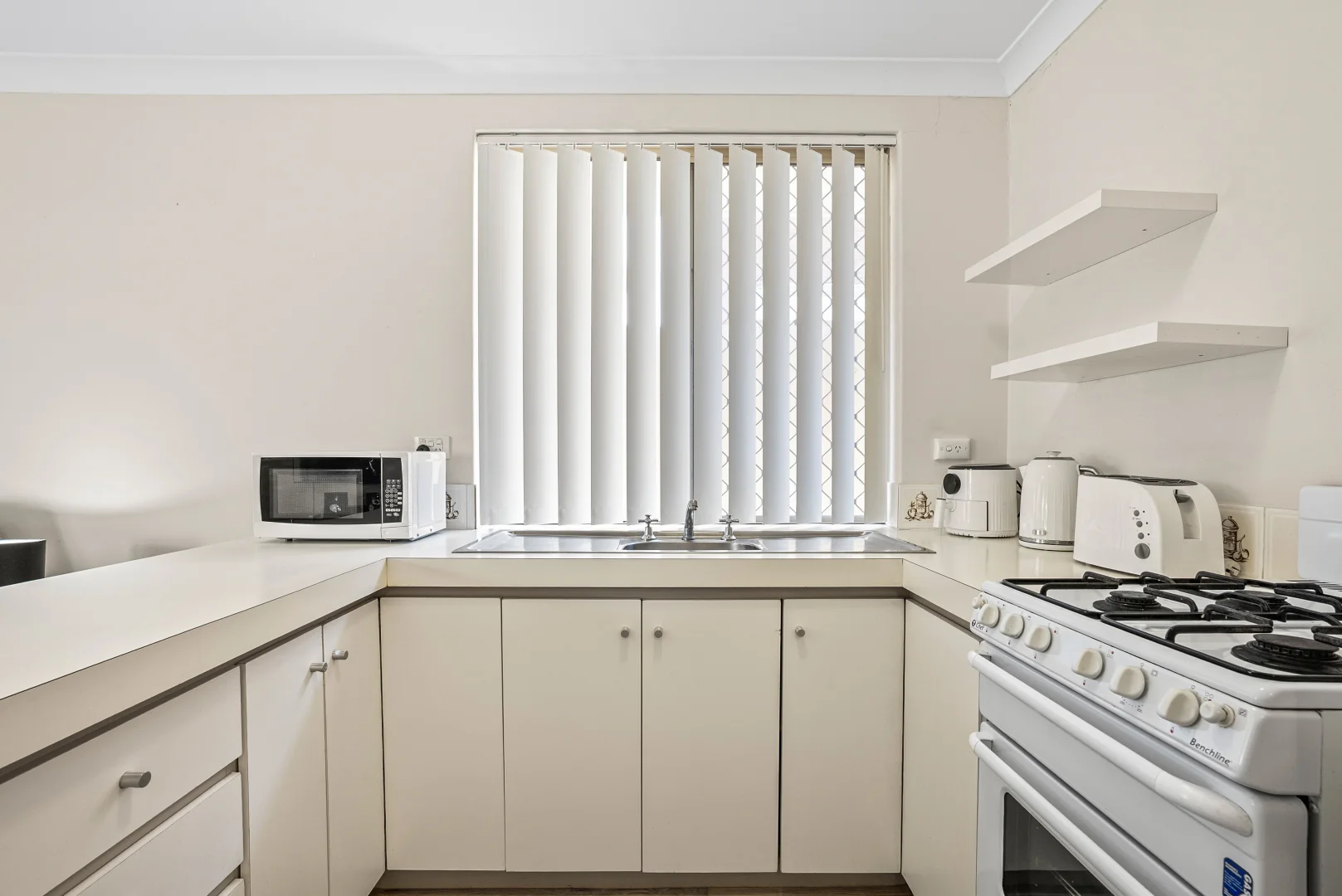 Additional image 9 of 8/13 Baralda Court, Rockingham WA 6168