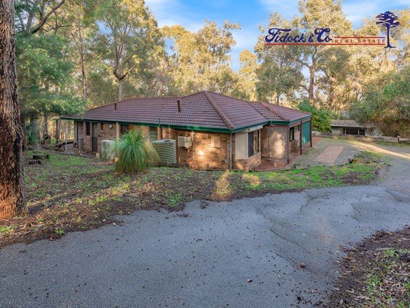 14 Notting Hill Drive, Roleystone WA 6111