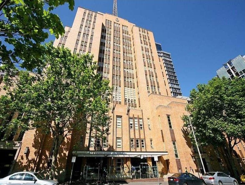 2 bedrooms Apartment / Unit / Flat in 204/340 Russell Street MELBOURNE VIC, 3000