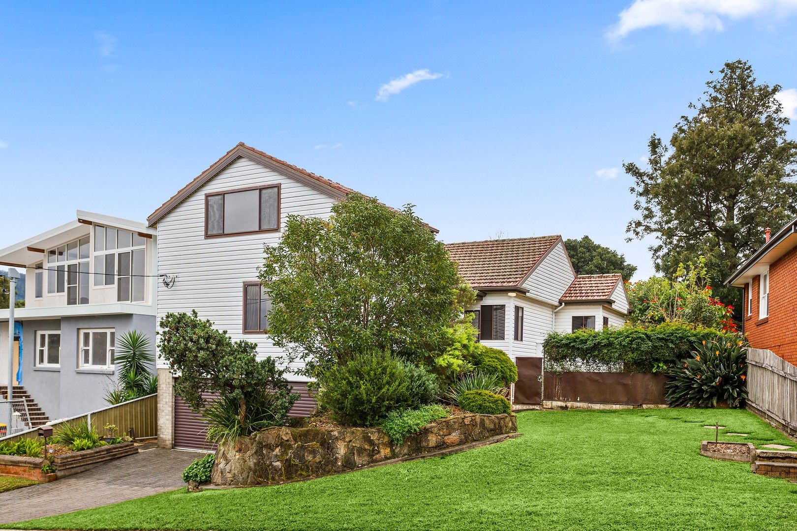 37 Stanleigh Crescent, West Wollongong NSW 2500, Image 0