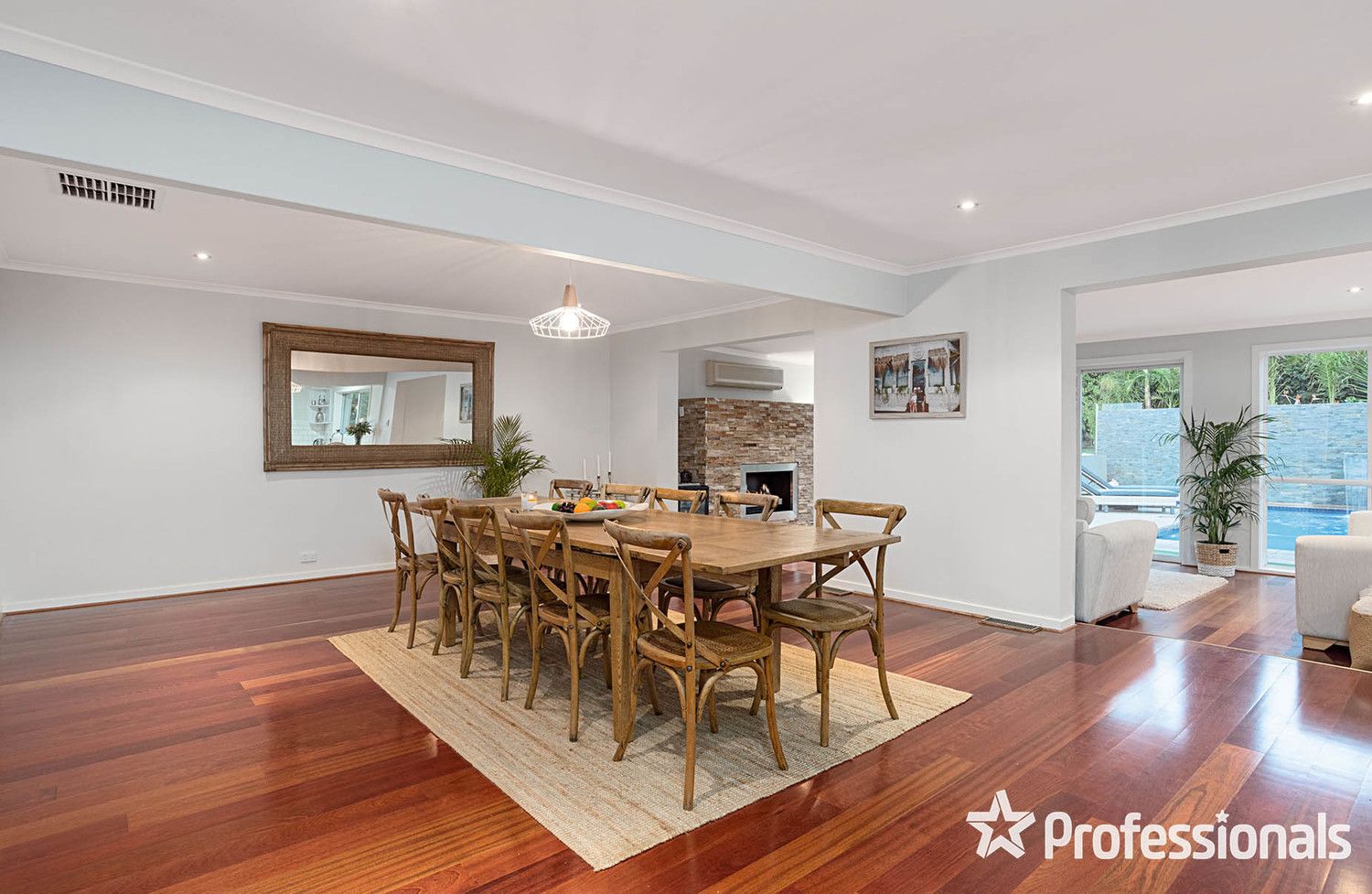 12 View Point Drive, Chirnside Park VIC 3116, Image 1