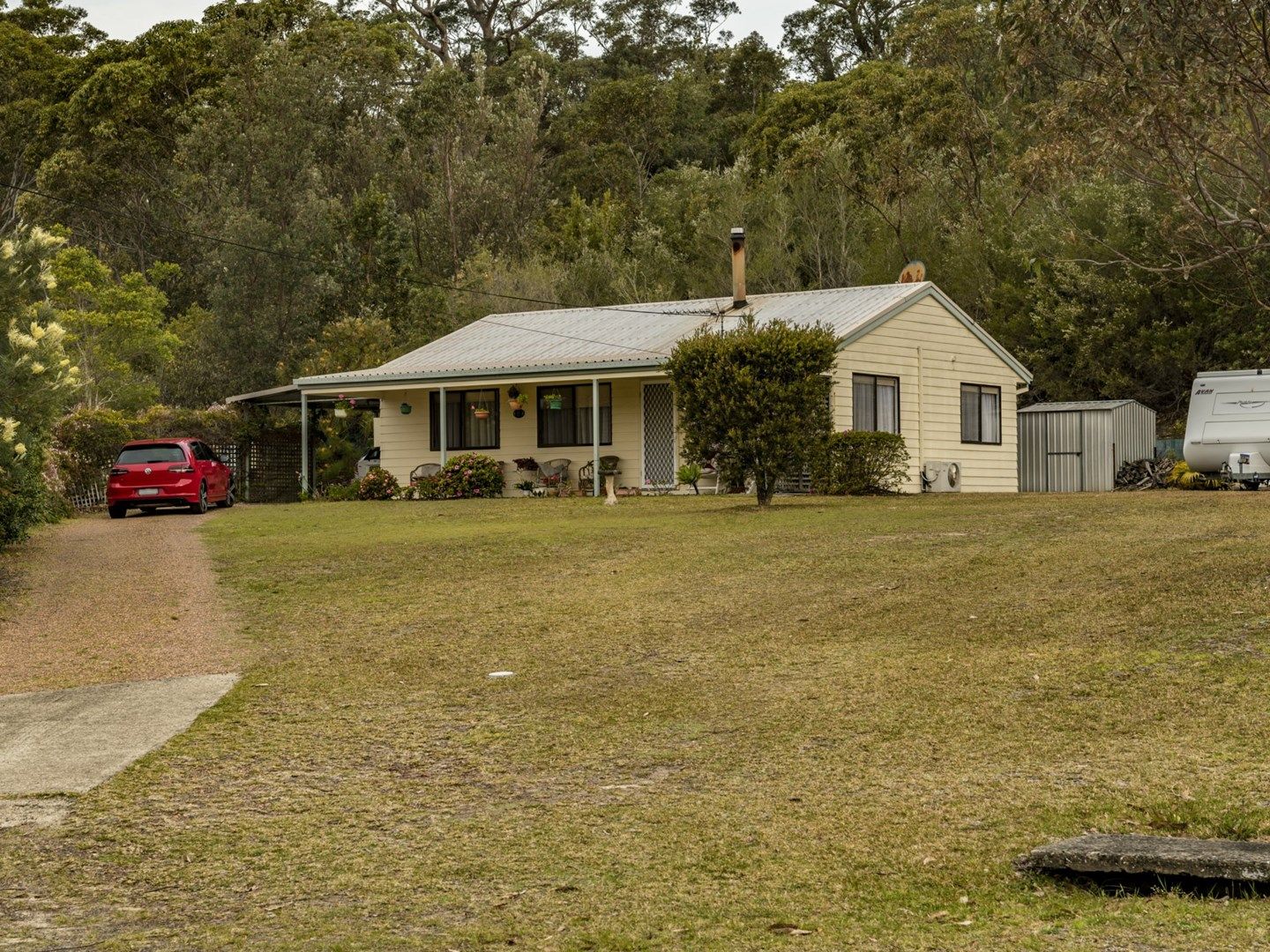 8 Wayfarer Avenue, Sussex Inlet NSW 2540, Image 0