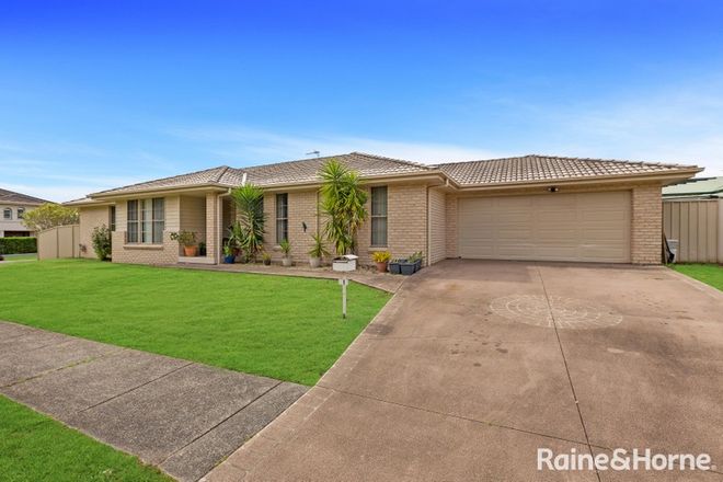Picture of 1 Grasstree Avenue, WOONGARRAH NSW 2259