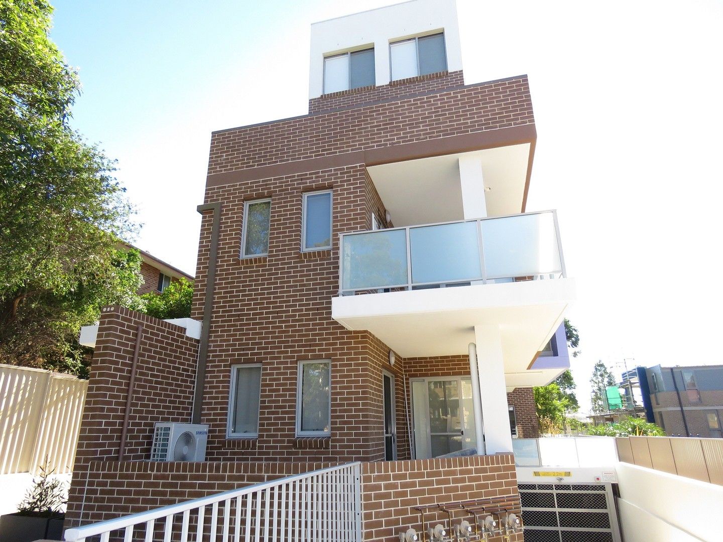 2 bedrooms Apartment / Unit / Flat in 2/21 Priddle Street WESTMEAD NSW, 2145