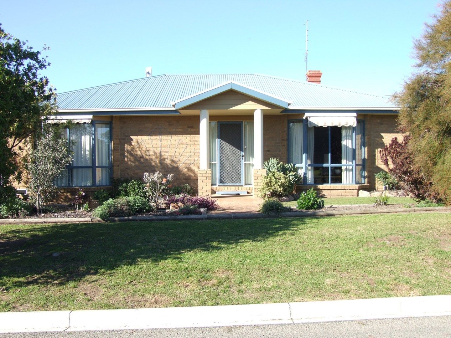 20 Ross Street, Bairnsdale VIC 3875, Image 0