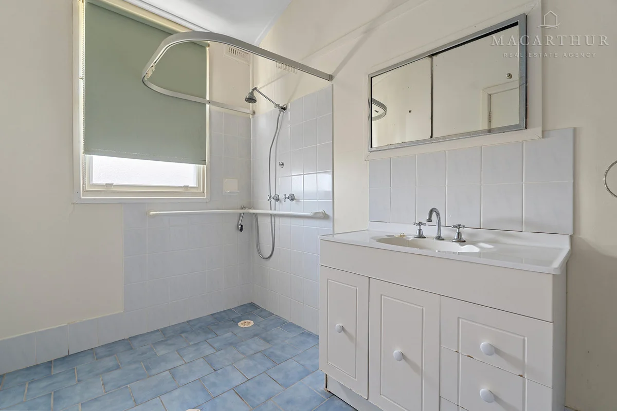 Additional image 10 of 69 Phillip Avenue, Mount Austin NSW 2650