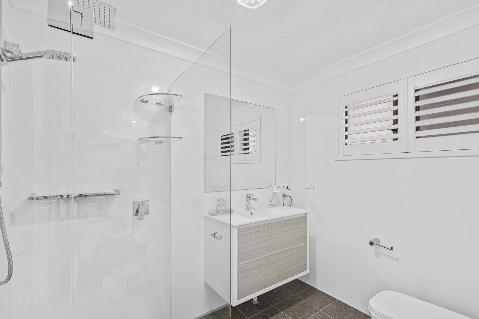 Additional image 13 of 1/12 Terrigal Esplanade, Terrigal NSW 2260