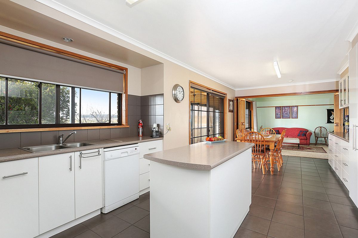 105 Morrells Road, Ondit VIC 3249, Image 2