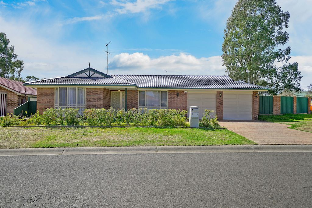 4 Churchill Court, Narellan Vale NSW 2567, Image 0