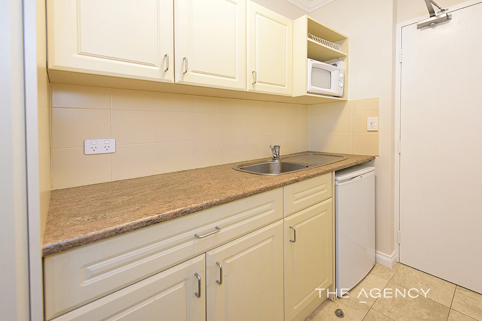 Additional image 11 of 124/595 Bussell Highway, Broadwater WA 6280