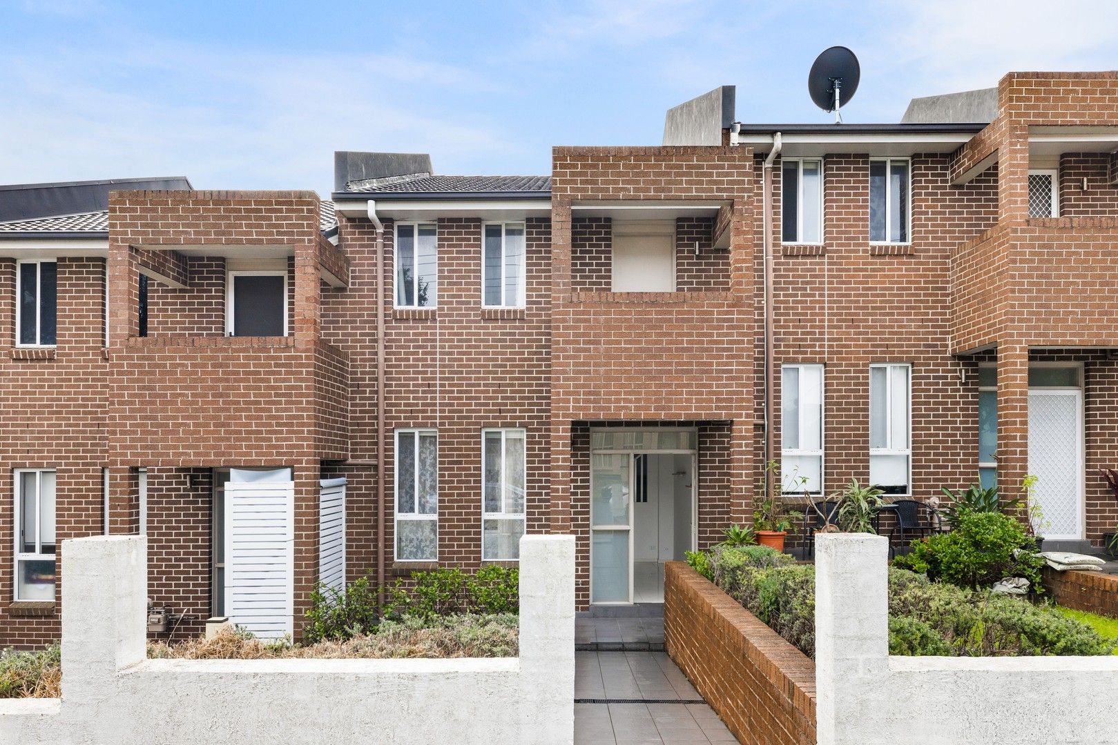 2/19-21 Chiltern Road, Guildford NSW 2161, Image 0