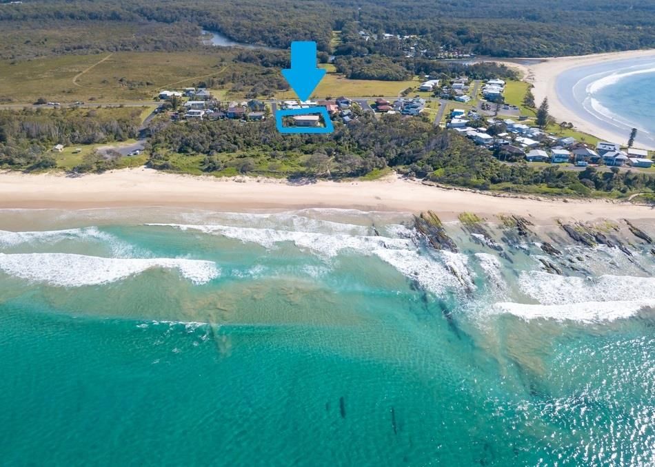 7 Beach Road, Arrawarra Headland NSW 2456 House For Rent 1190