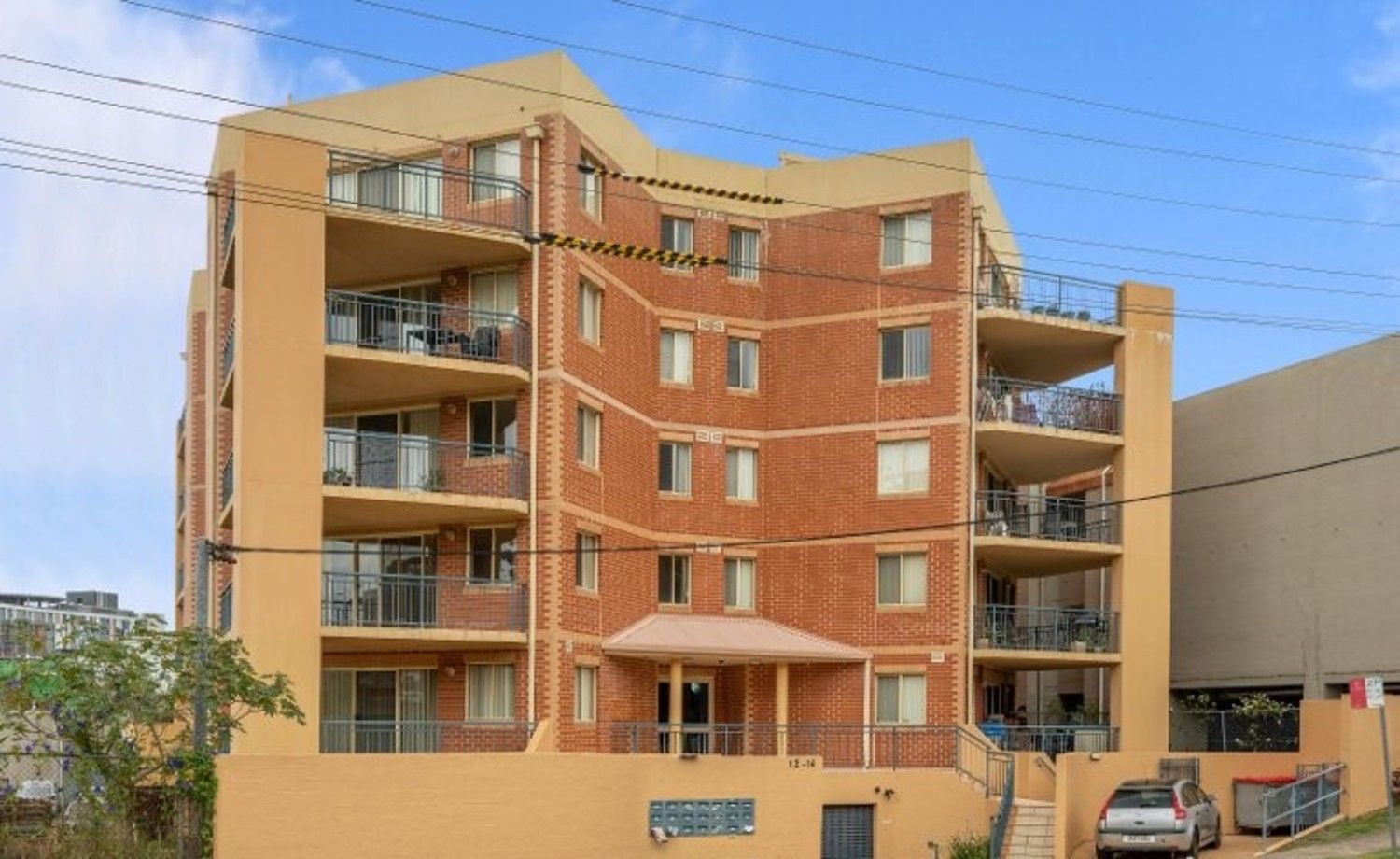 2 bedrooms Apartment / Unit / Flat in 20/12-14 Hills Street GOSFORD NSW, 2250