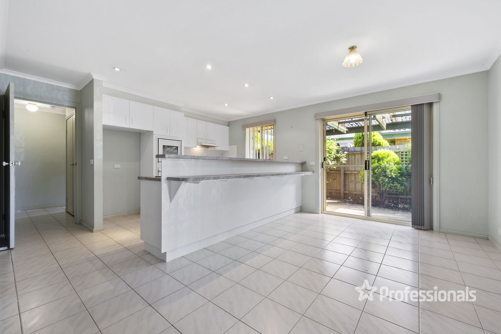 8B Symons Avenue, Hoppers Crossing VIC 3029, Image 2