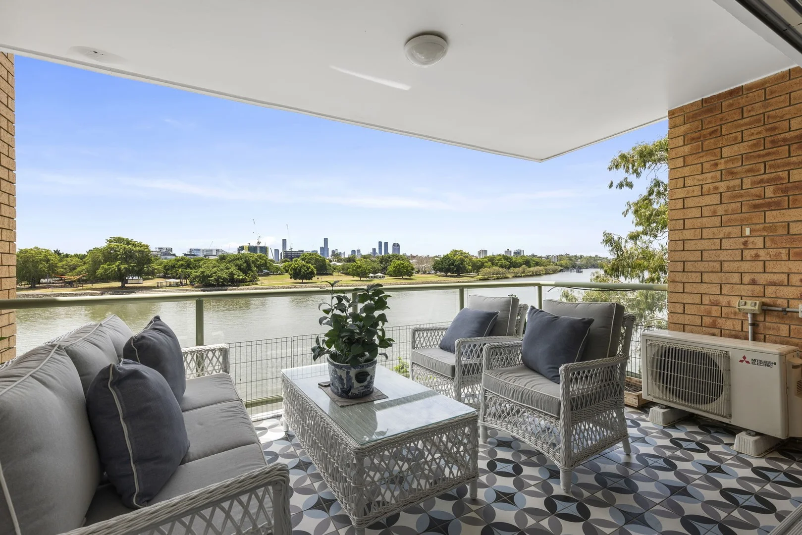 6/32 Sandford Street, St Lucia QLD 4067