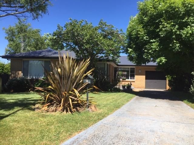 3 bedrooms House in 9 Mangowa Close ORANGE NSW, 2800