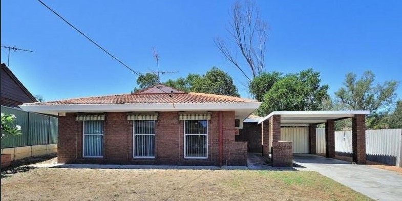 3 bedrooms House in 5 Volich Place SWAN VIEW WA, 6056
