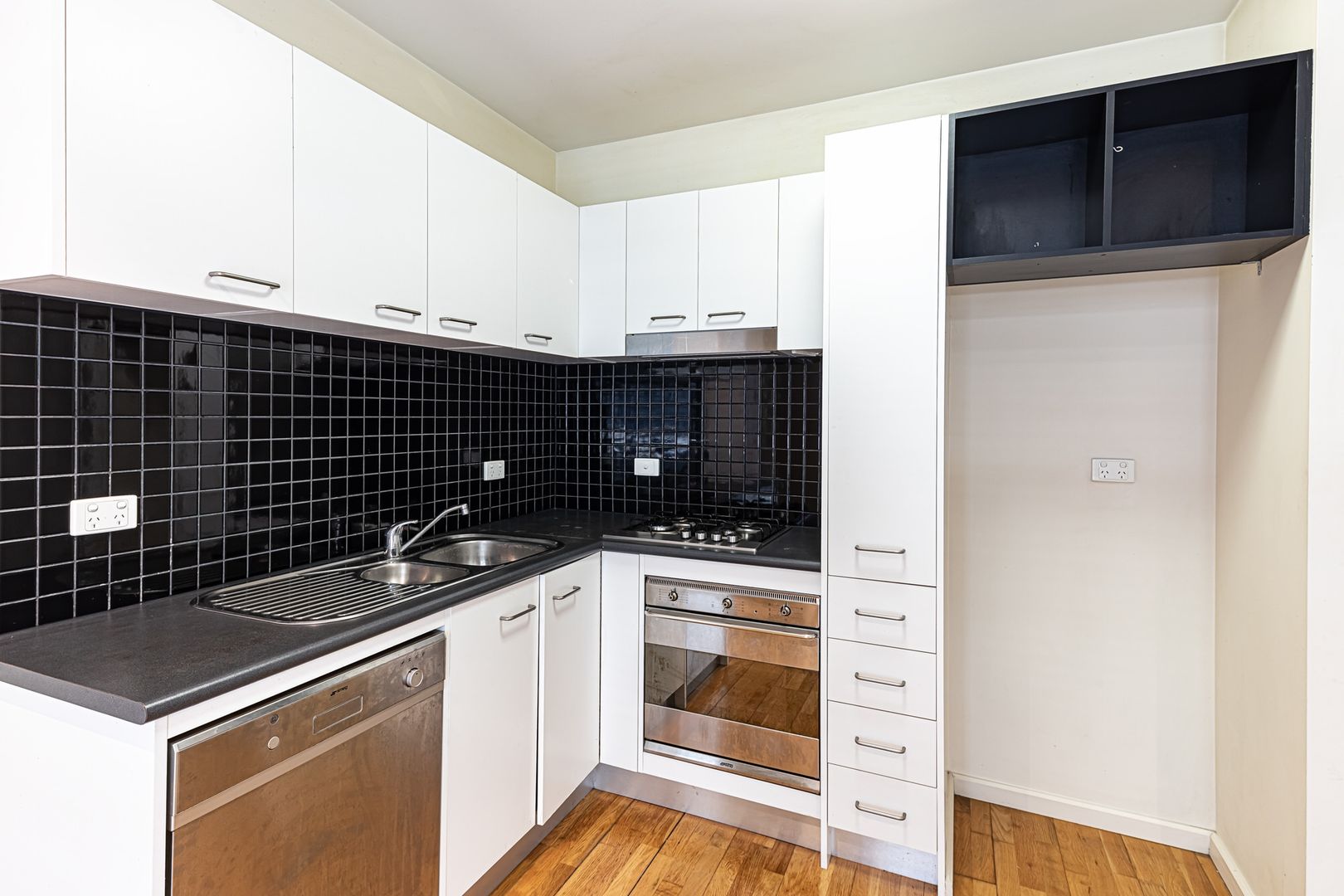 904 87 Franklin Street Melbourne Vic 3000 Apartment For