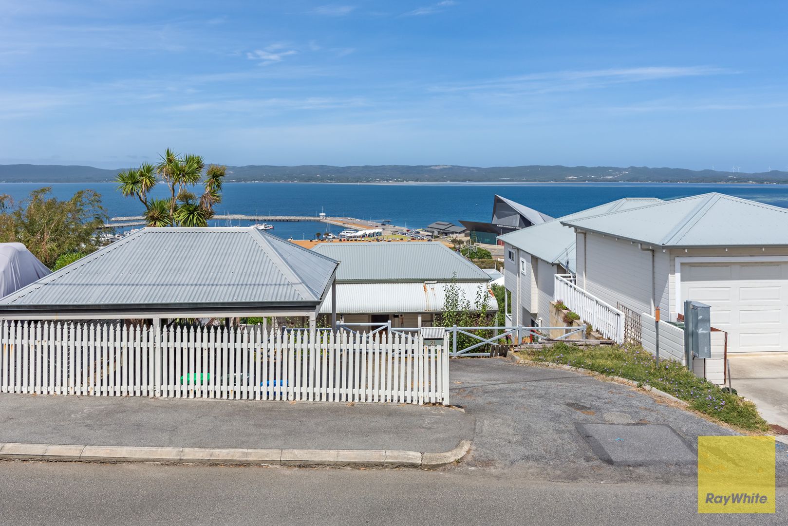 24 Earl Street, Albany WA 6330, Image 2